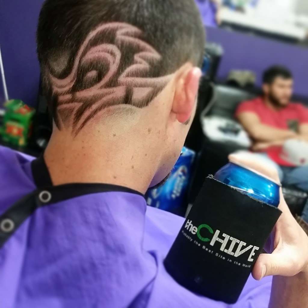 Sik Kutz Barbershop | 123 W Gulf Ave, Baytown, TX 77520, USA | Phone: (832) 514-0400