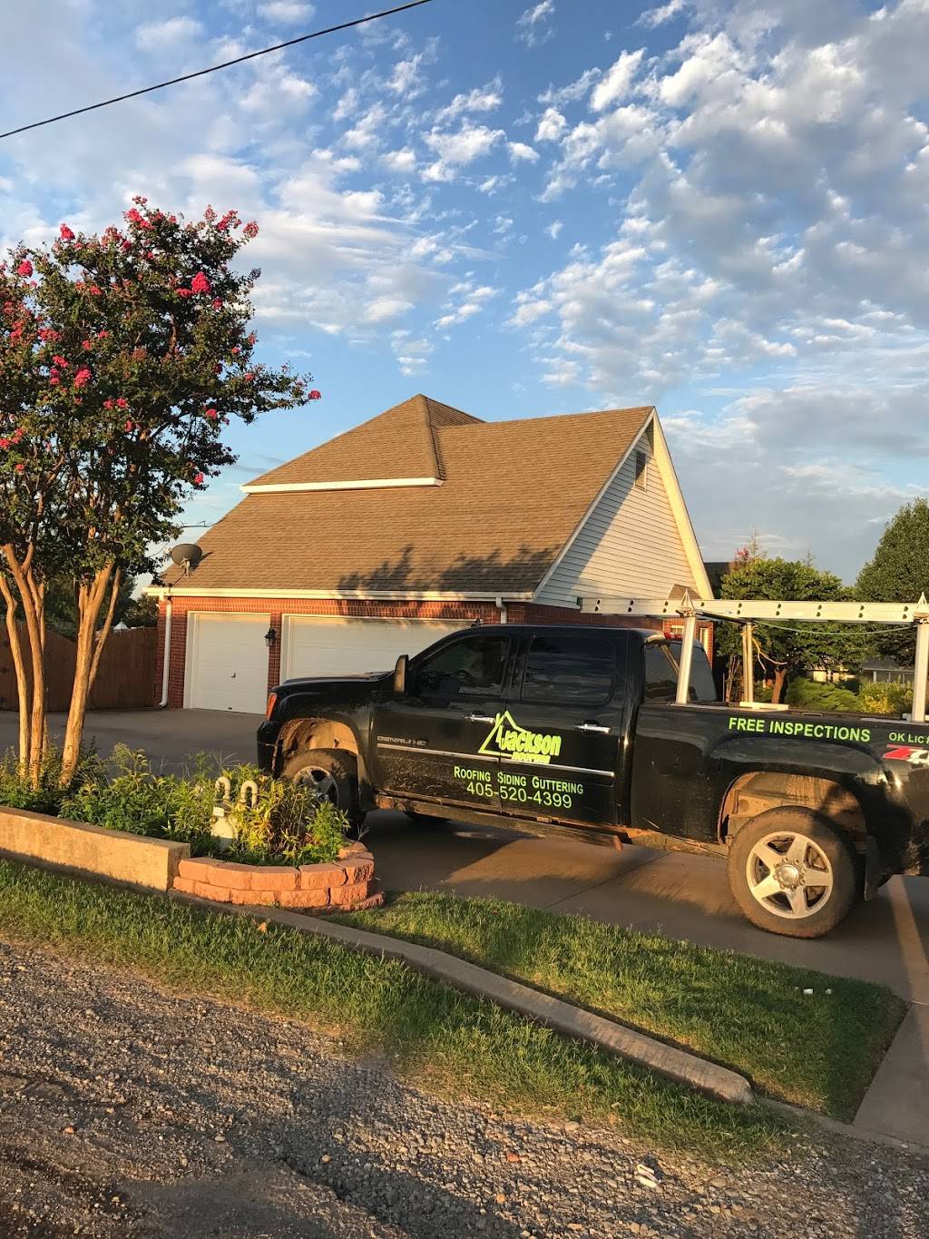 L. Jackson Roofing & Guttering | 1479 S Sandy Lane, Chandler, OK 74834, USA | Phone: (405) 520-4399