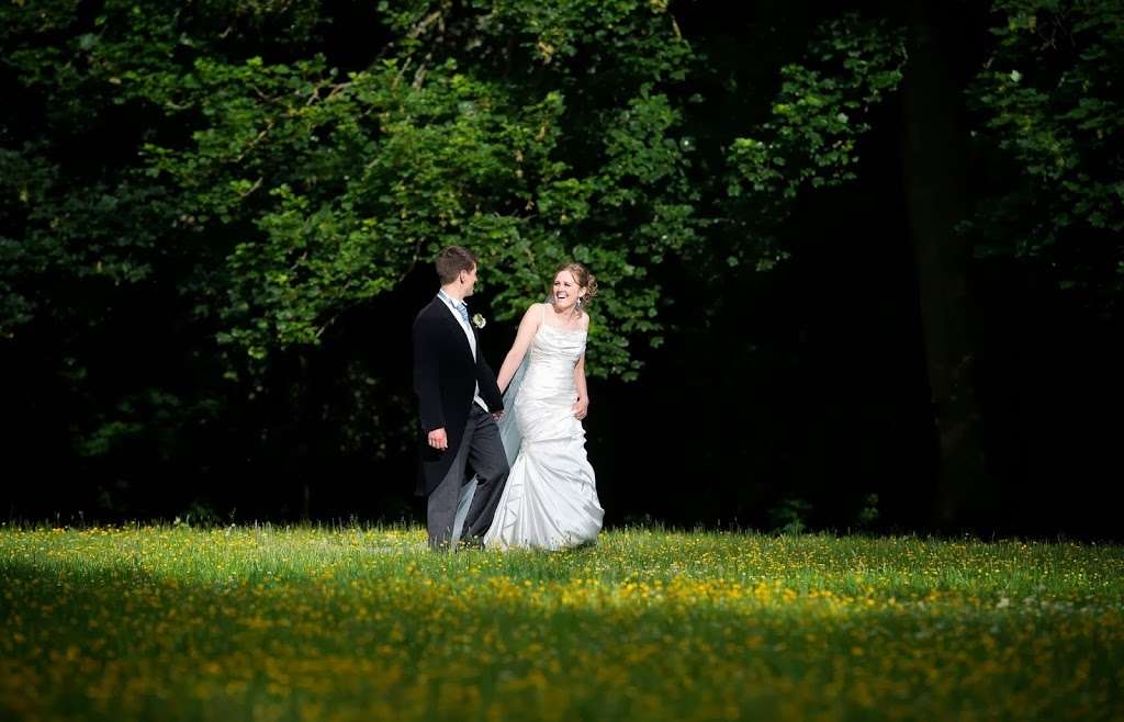 Dale Cherry Wedding Photography | 44 Stanhope Rd, St Albans AL1 5BL, UK | Phone: 07973 725848