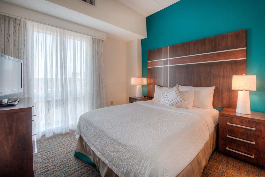 Residence Inn by Marriott Charlotte Uptown | 404 S Mint St, Charlotte, NC 28202 | Phone: (704) 340-4000