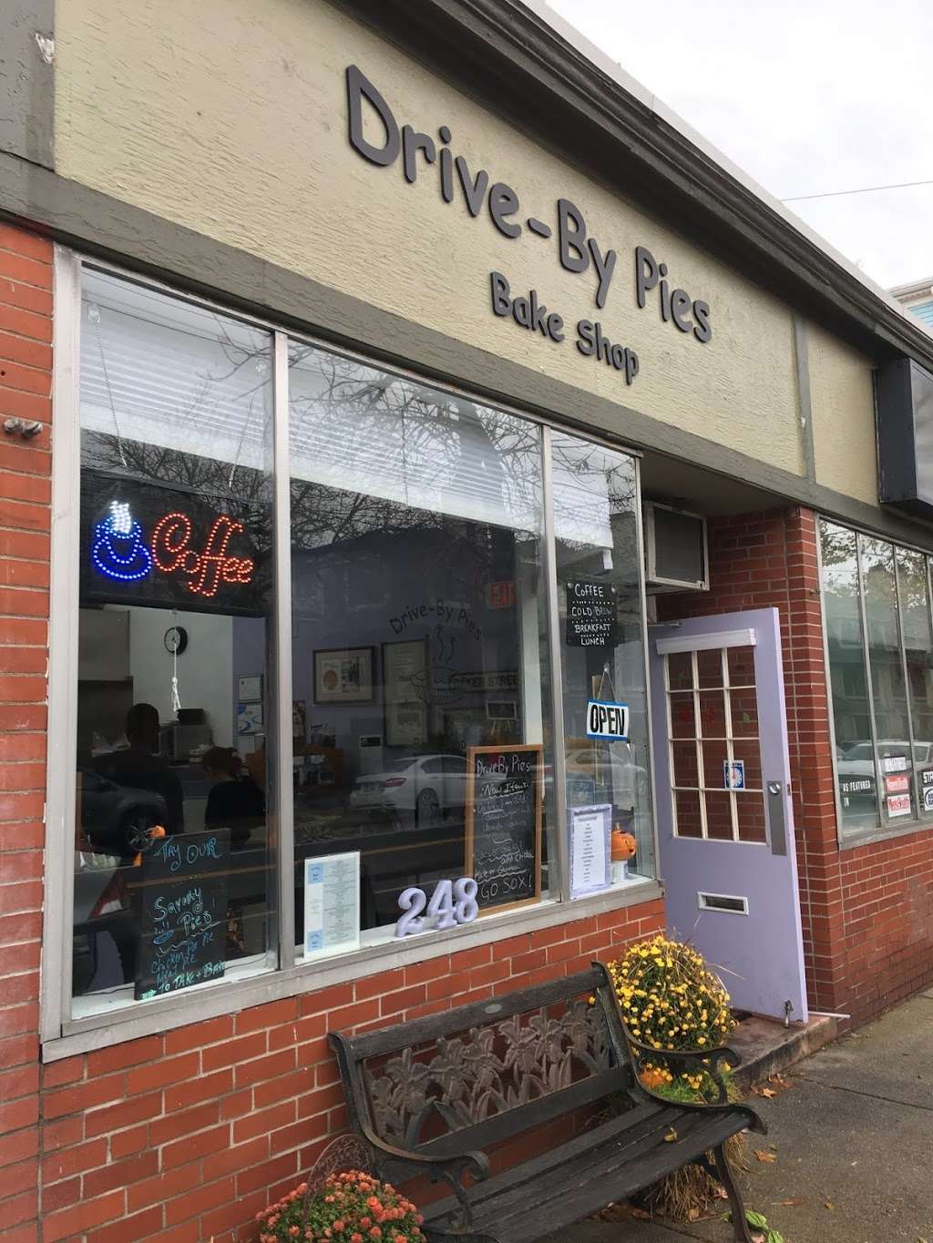 Drive-By Pies | 248A Cypress St, Brookline, MA 02445 | Phone: (617) 879-6210
