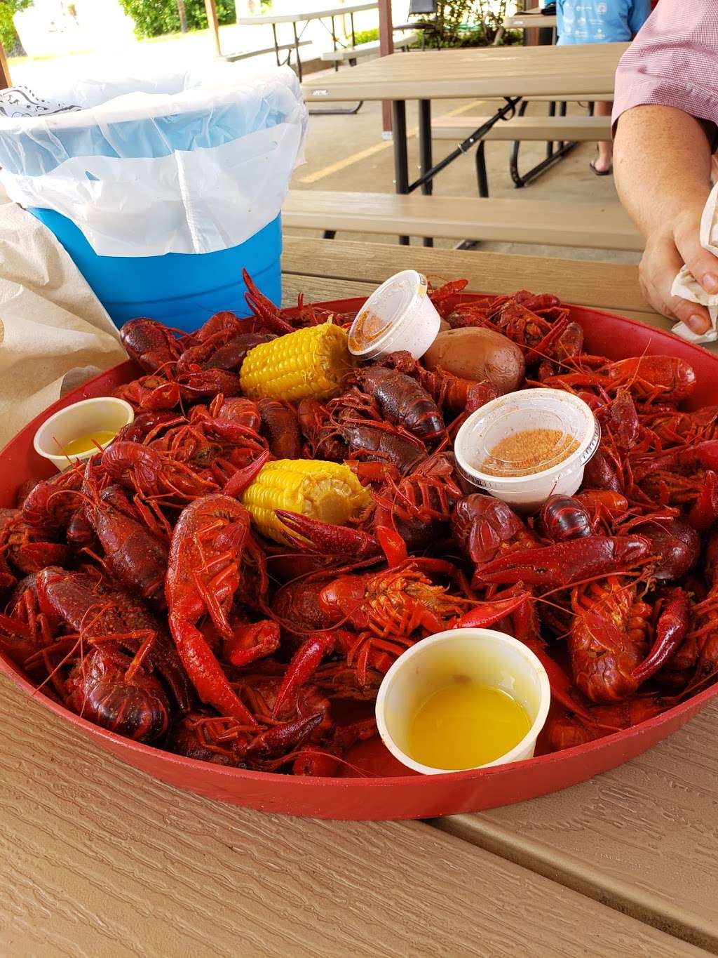 Busters Crawfish | 14540 Old Hwy 105 W, Conroe, TX 77304, USA | Phone: (281) 259-2009