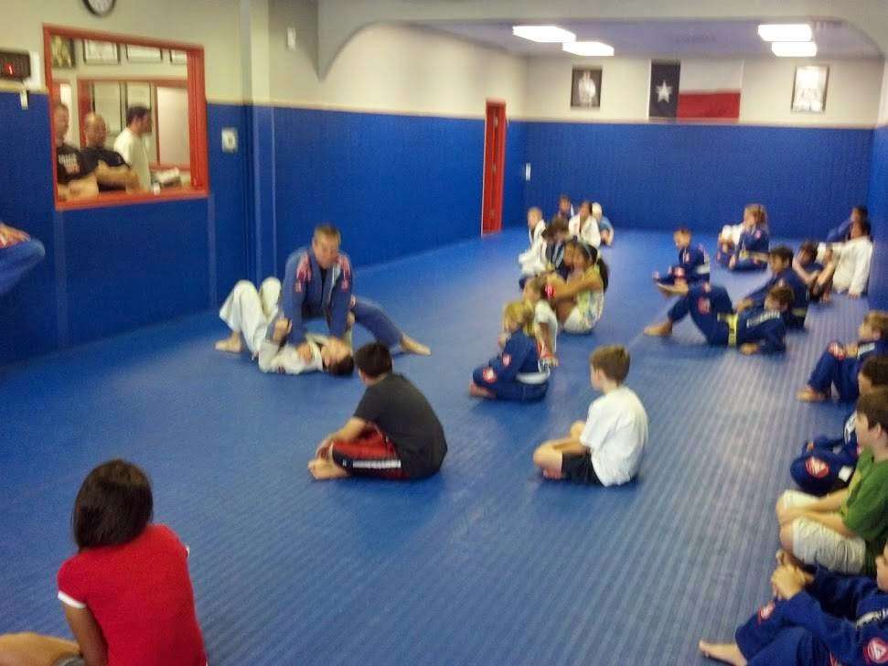 Gracie Barra Texas Brazilian Jiu-Jitsu | 1020 W NASA Pkwy Ste 150, Webster, TX 77598 | Phone: (832) 632-1397