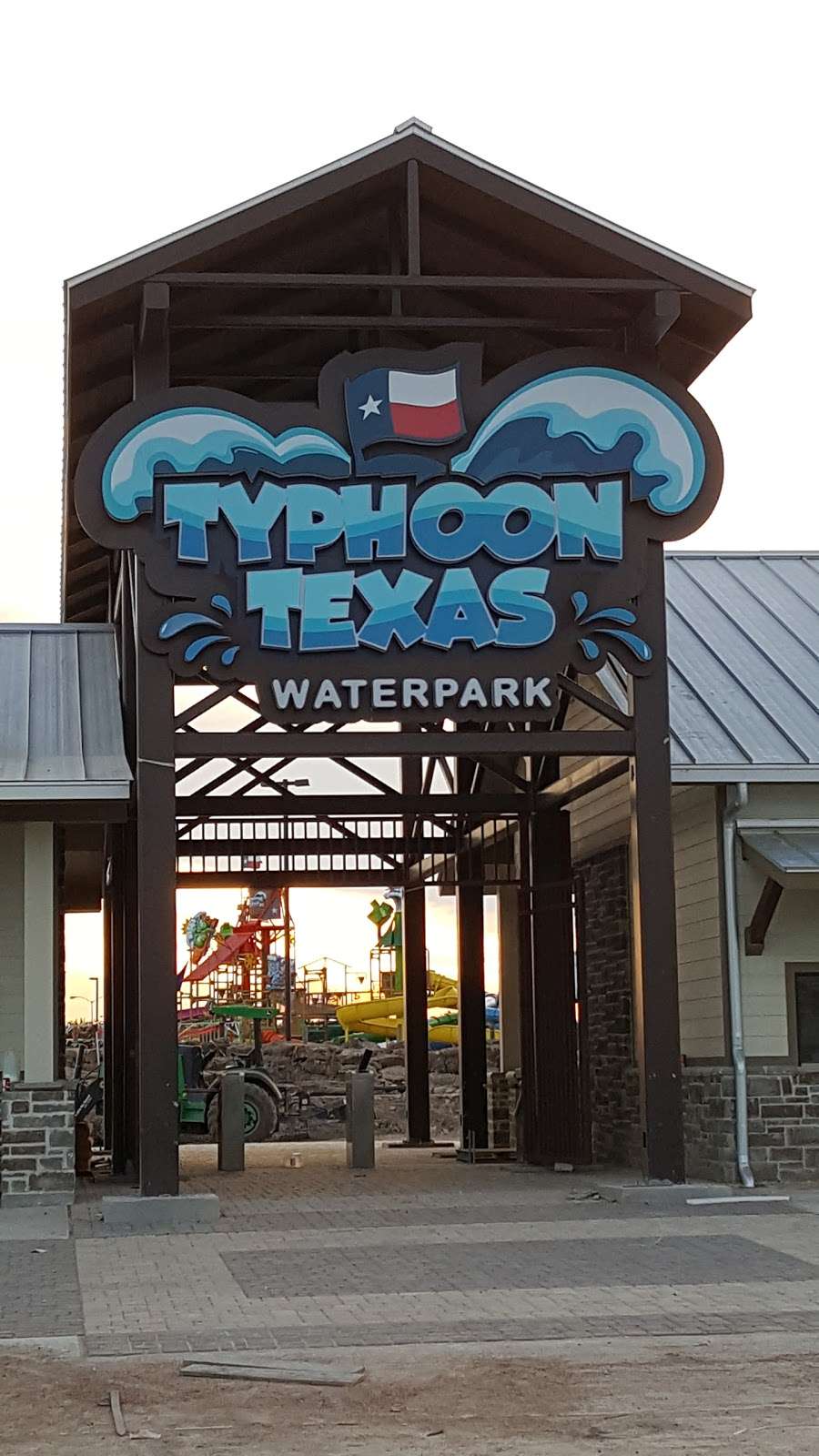 Typhoon Texas Waterpark | 555 Katy Fort Bend Rd, Katy, TX 77494, USA | Phone: (832) 426-7071