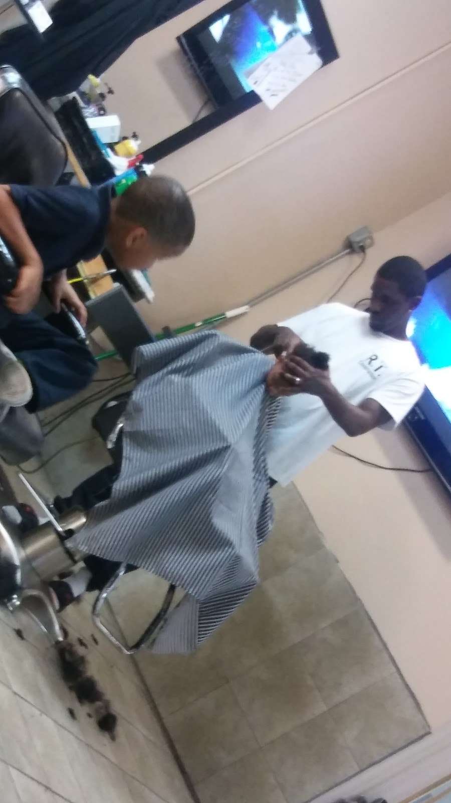 Da Blocc Barbershop | 3536 Lockwood Dr, Houston, TX 77026, USA | Phone: (832) 339-2969