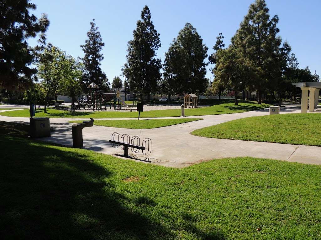 Springbrook Park | 2-12 Springbrook N, Irvine, CA 92614, USA
