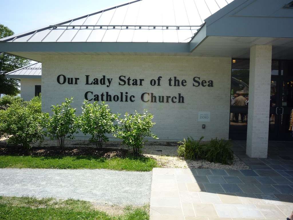 Our Lady Star of Sea Church | 225 Alexander St, Solomons, MD 20688, USA | Phone: (410) 326-3535