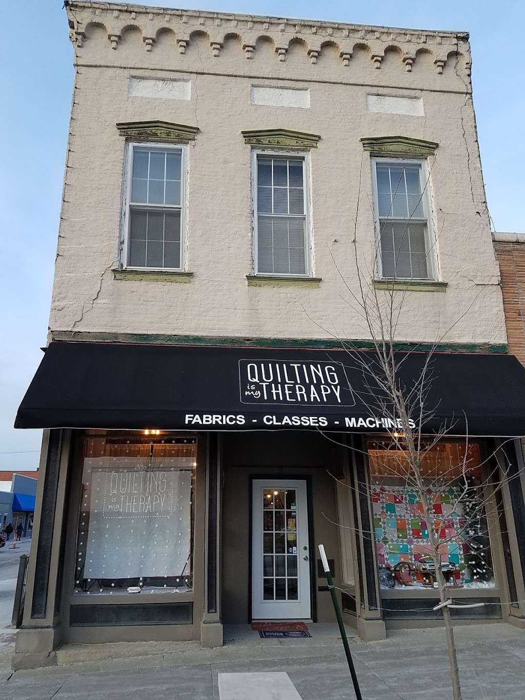 Quilting Is My Therapy | 2 E Franklin St, Liberty, MO 64068, USA | Phone: (816) 866-0126