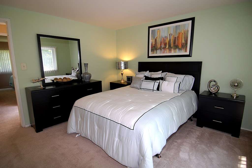 Gwynnbrook Townhomes | 5136 Oaklawn Rd, Baltimore, MD 21207, USA | Phone: (410) 415-9029