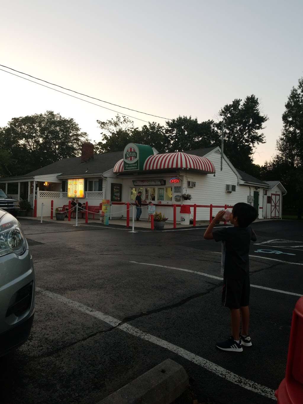 Ritas Italian Ice & Frozen Custard | 403 E Pulaski Hwy, Elkton, MD 21921, USA | Phone: (410) 620-1516