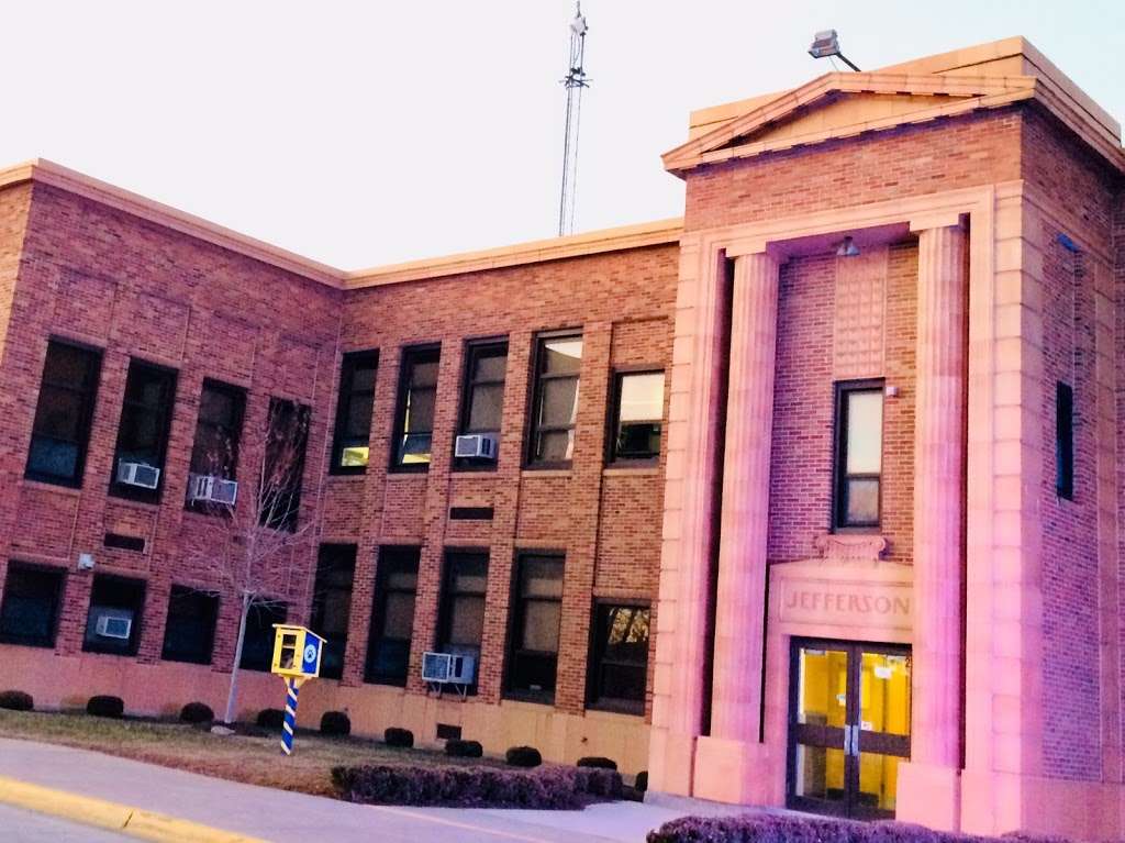 Jefferson Elementary School in 7035 16th St, Berwyn, IL 60402, USA