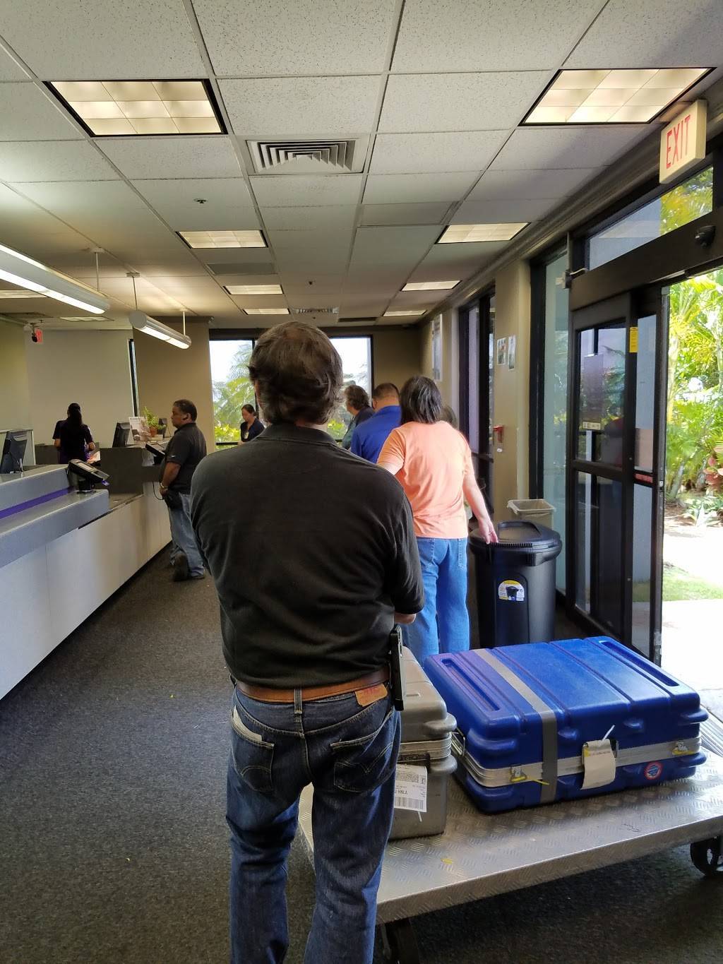 FedEx Ship Center | 129 Pohakulana Pl, Honolulu, HI 96819, USA | Phone: (800) 463-3339