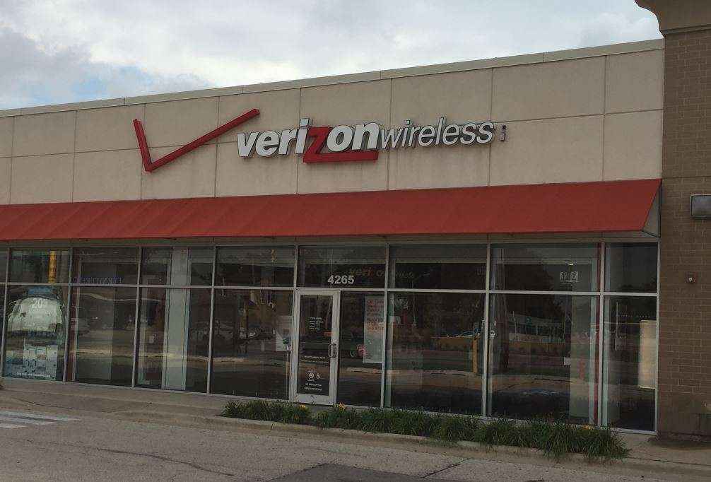 Verizon | 4265 N Harlem Ave, Norridge, IL 60706, USA | Phone: (708) 457-1377