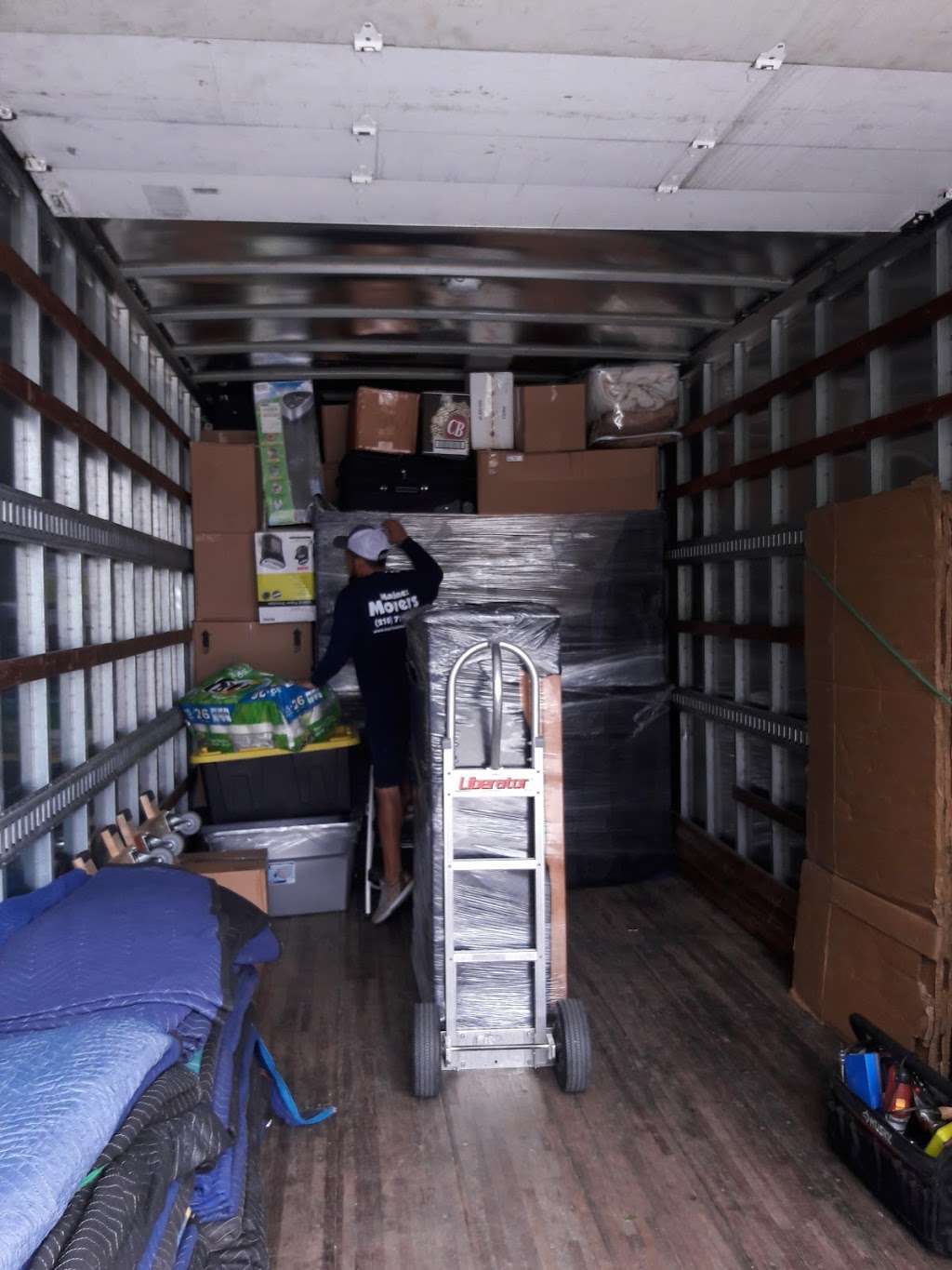 Martinez Movers is a family business offering our service in San | 515 Coleman St, San Antonio, TX 78208, USA | Phone: (210) 719-2483