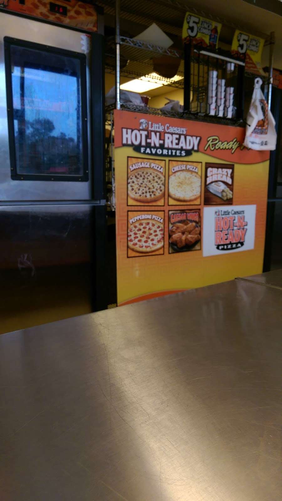 Little Caesars Pizza | 321 E St Charles Rd, Villa Park, IL 60181 | Phone: (630) 279-0368