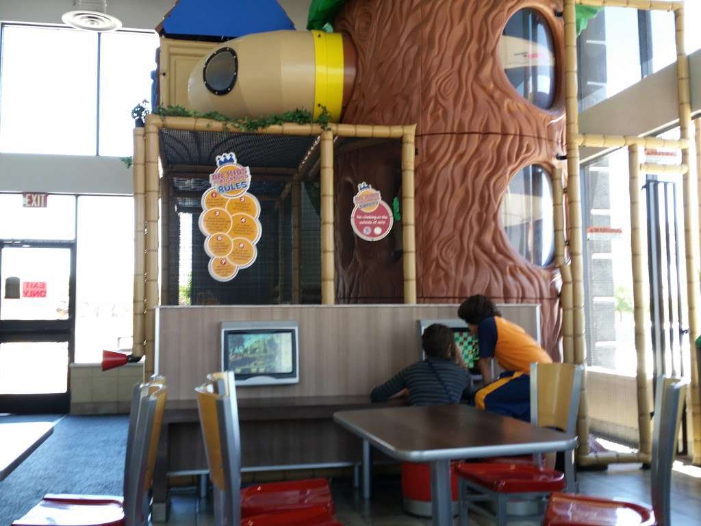 Burger King | 1610 N 83rd Ave, Phoenix, AZ 85035, USA | Phone: (623) 907-0340