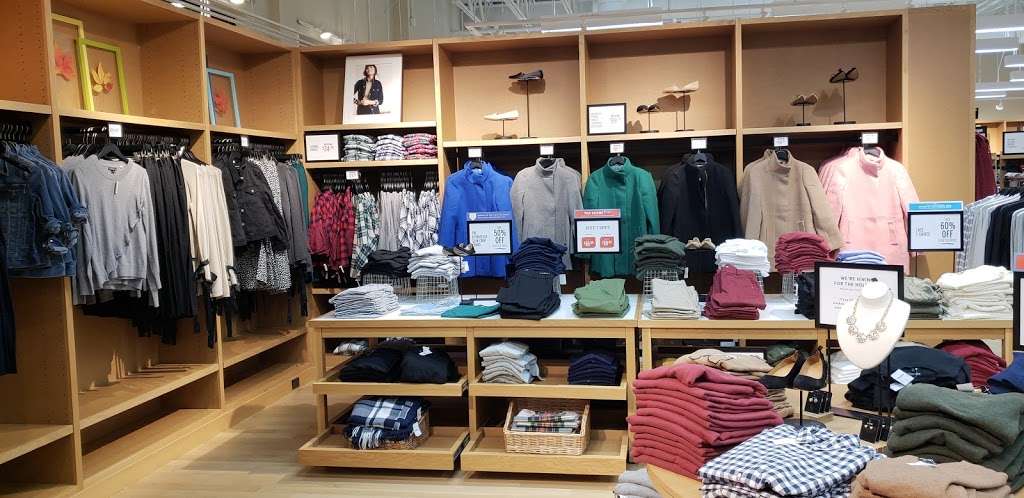 J.Crew Mercantile | 13986 Promenade Commons St, Gainesville, VA 20155 | Phone: (703) 754-1684