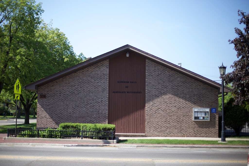 Kingdom Hall of Jehovahs Witnesses | 238 Chicago Ave, Oak Park, IL 60302, USA | Phone: (708) 524-0224