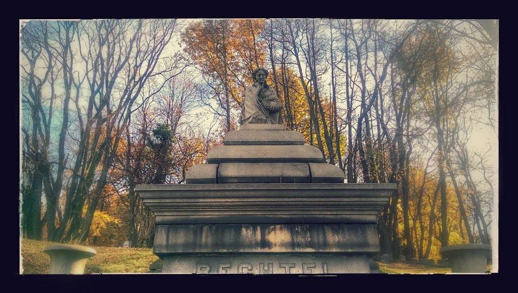 Silver Mount Cemetery Association | 918 Victory Blvd, Staten Island, NY 10301, USA | Phone: (718) 727-7020
