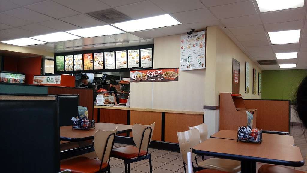 Del Taco | 9002 Arlington Ave, Riverside, CA 92503, USA | Phone: (951) 689-2625