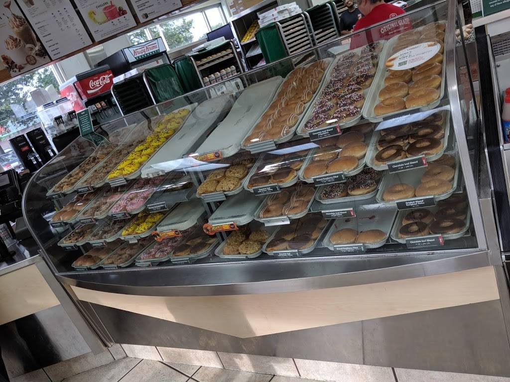 Krispy Kreme | 825 Clearview Pkwy, Metairie, LA 70001, USA | Phone: (504) 779-9620