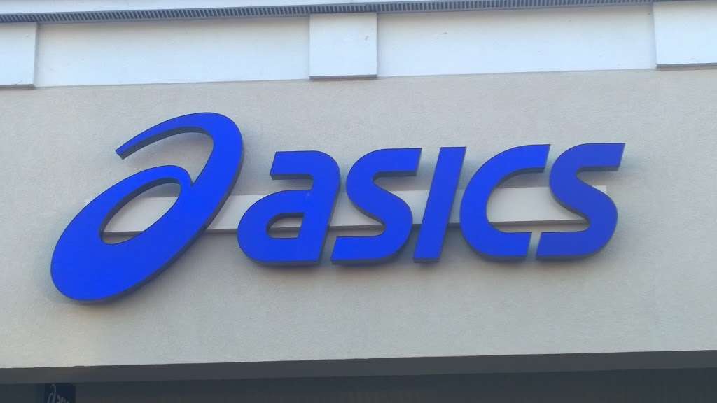 ASICS Outlet | 115 Stanley K Tanger Dr, Lancaster, PA 17602, USA | Phone: (717) 209-7030