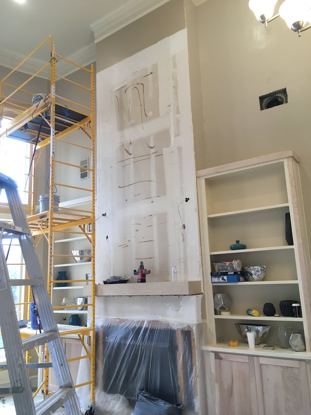 Aleman Painting and Drywall LLC | 15 Hidden Branch Estate, Mansfield, TX 76063, USA | Phone: (817) 680-3896