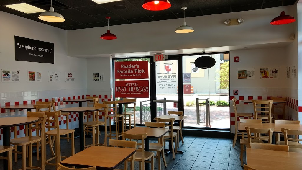 Five Guys | 201 W 21st St Suite 10, Norfolk, VA 23517, USA | Phone: (757) 314-1171