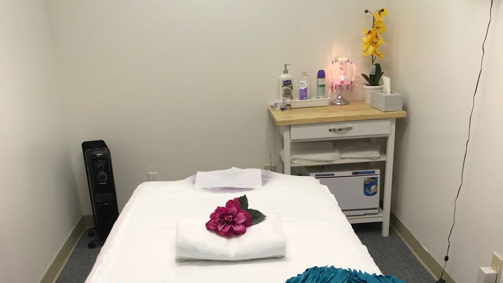 Best Massage | 3616 W 16th St, Indianapolis, IN 46222 | Phone: (626) 438-7270