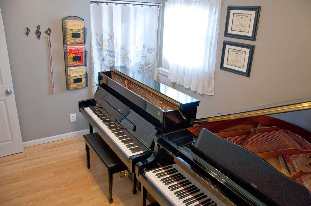 Piano Studio of Amber Staffa | 8161 Day Ave, Delair, NJ 08110, USA | Phone: (856) 733-0550
