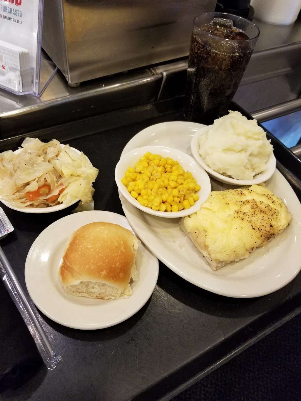 Lubys | 6221 E Mockingbird Ln, Dallas, TX 75214, USA | Phone: (214) 826-4400