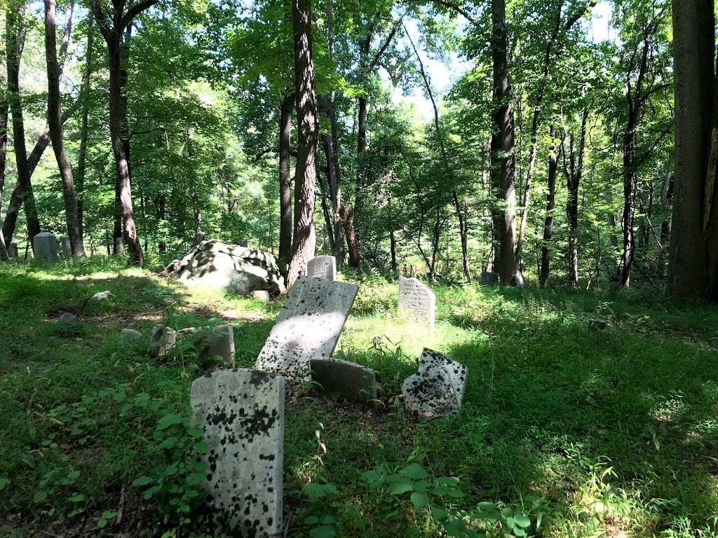 June Cemetery | Tomkins Cove, NY 10986, USA