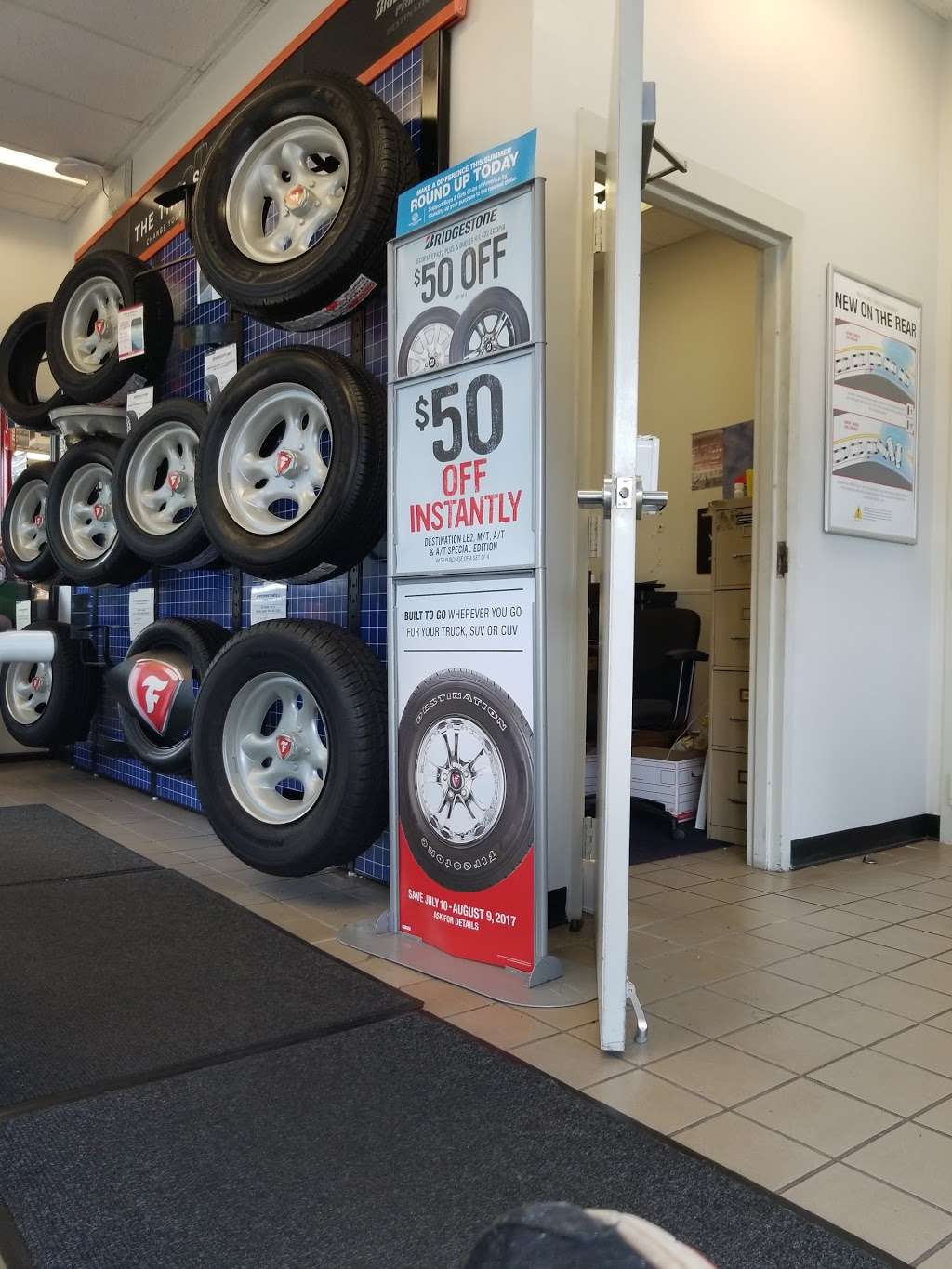 Firestone Complete Auto Care | 825 E Arrowood Rd, Charlotte, NC 28217 | Phone: (704) 612-5829