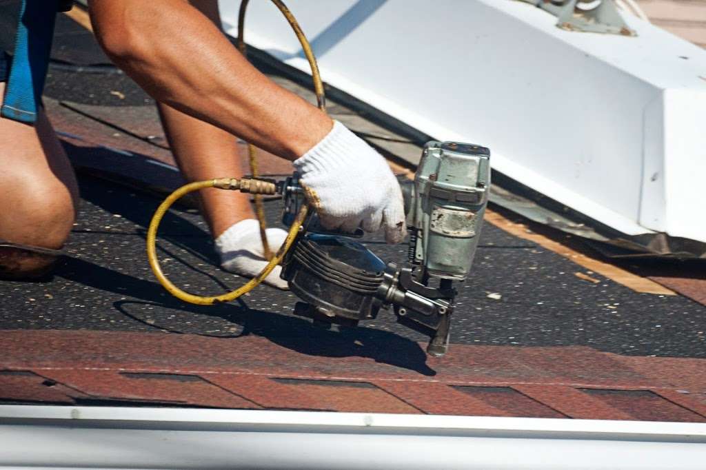 Littleton Roofing Service | 7763 Kyle Way, Littleton, CO 80125, USA | Phone: (720) 545-0666