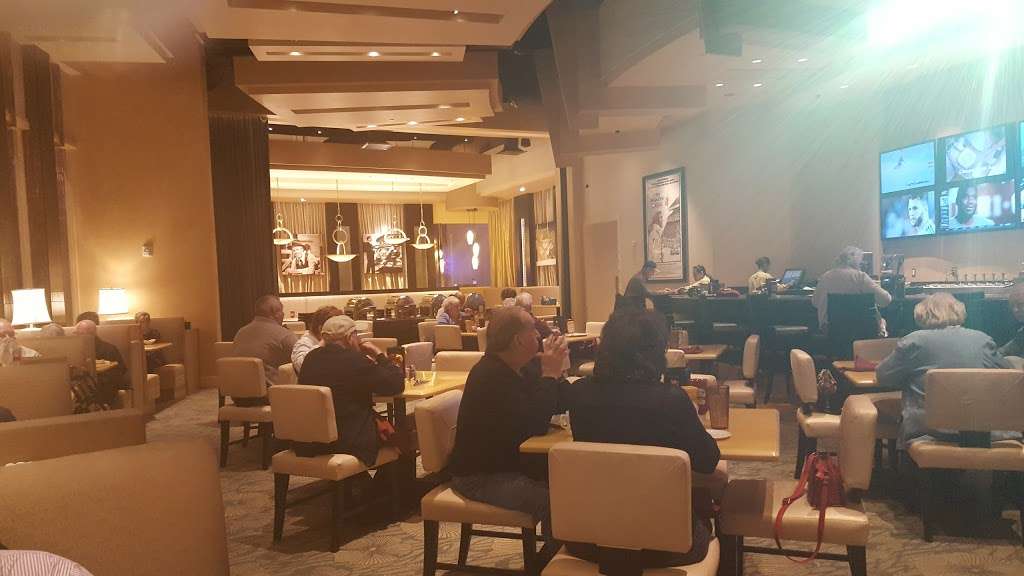 Marquee Cafe | 777 Hollywood Casino Blvd, Kansas City, KS 66111, USA | Phone: (913) 287-9764