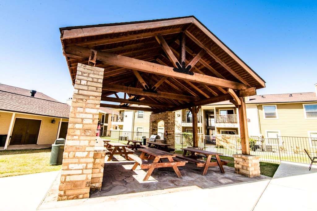 Cedar Ridge Apartments | 2900 W Baker Rd, Baytown, TX 77521 | Phone: (281) 968-8568