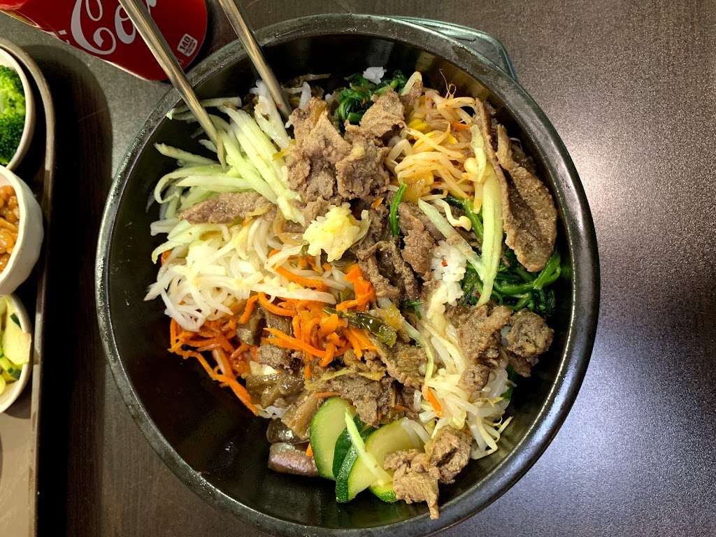 H Mart Naperville | 1295 E Ogden Ave, Naperville, IL 60563, USA | Phone: (630) 778-9800