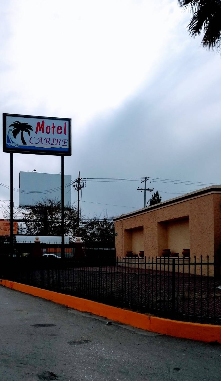 Caribbean Motel, S.A. de C.V. | Panamericana 7735, Nuevo Hipódromo, 32685 Cd Juárez, Chih., Mexico | Phone: 656 619 6151