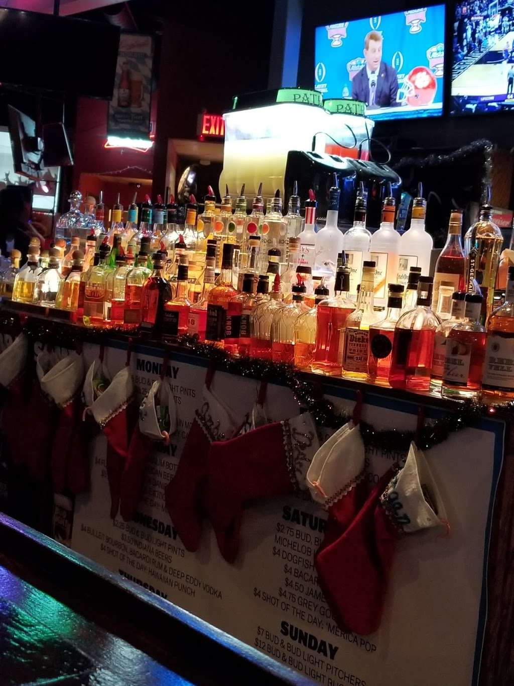 Whiskey Business Sports Bar and Entertainment | 11915 Pendleton Pike D, Indianapolis, IN 46236, USA | Phone: (317) 823-5078