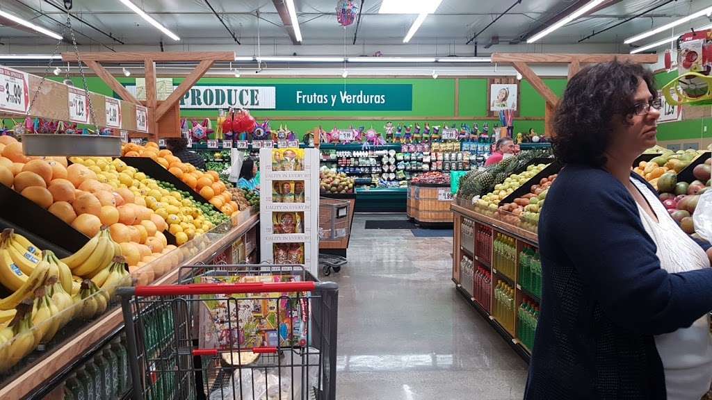 Superior Grocers | 6931 La Palma Ave #136, Buena Park, CA 90620 | Phone: (714) 739-3074