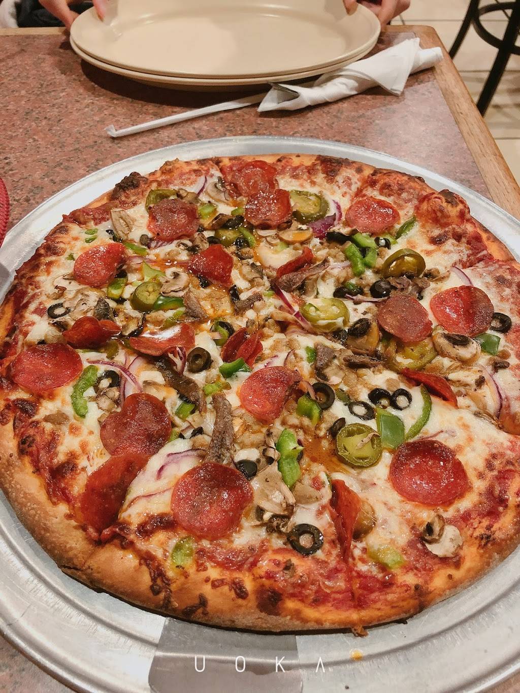Luigis Pasta & Pizza | 1636 W Mockingbird Ln, Dallas, TX 75235, USA | Phone: (214) 634-9054