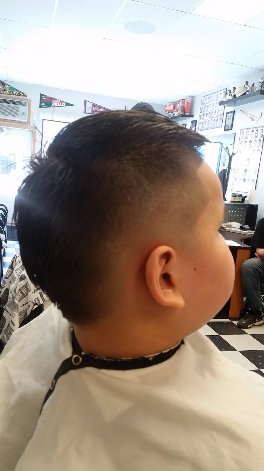 Freshly Cut | 4555 S 34th Ave, Minneapolis, MN 55406, USA | Phone: (612) 724-4677