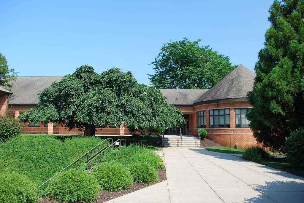 Harford Day School in 715 Moores Mill Rd, Bel Air, MD 21014, USA