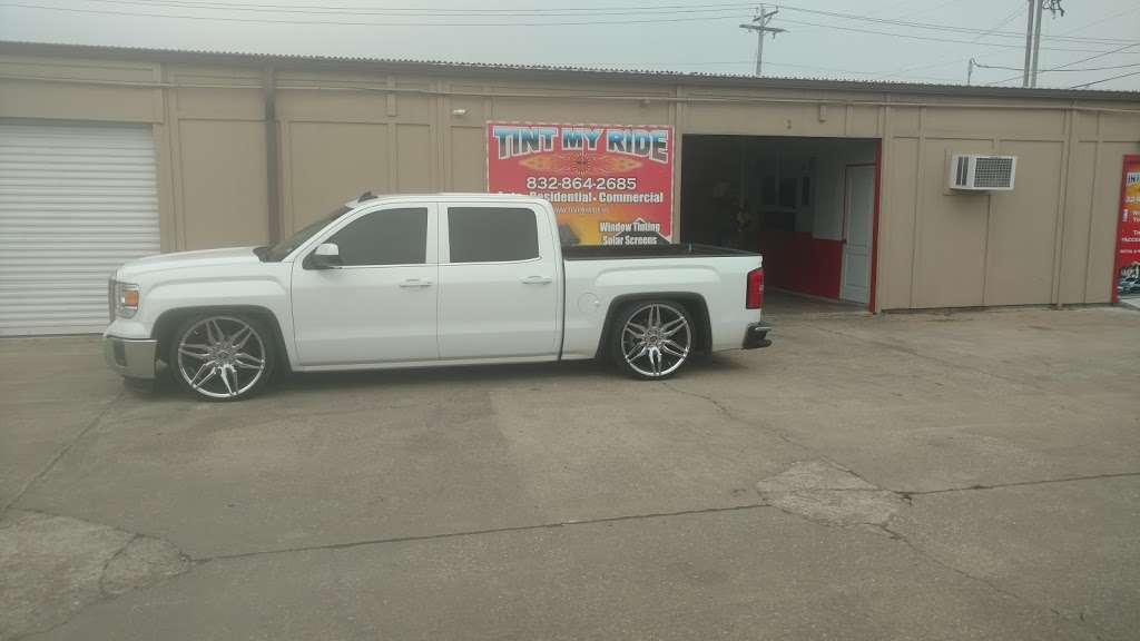 Tint My Ride And Truck Accessories | 1401 Link Rd Suite 2, League City, TX 77573, USA | Phone: (832) 864-2685