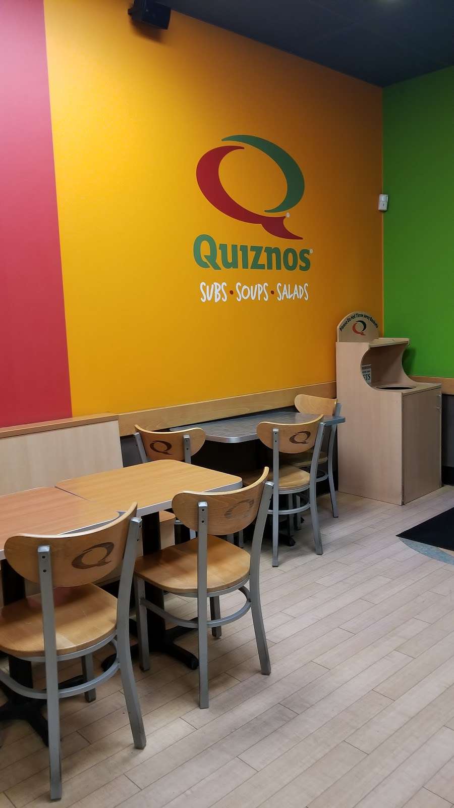 Quiznos | 574 E Oakton St, Des Plaines, IL 60018 | Phone: (847) 824-0478