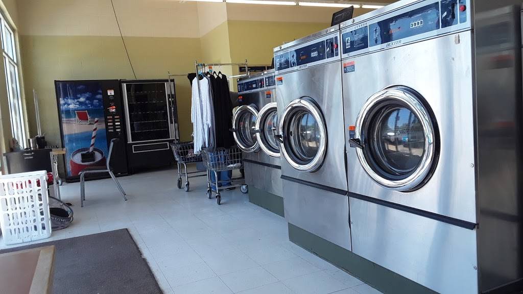 Catoosa Laundromat | 120 S 193rd E Ave, Tulsa, OK 74108 | Phone: (918) 289-5656