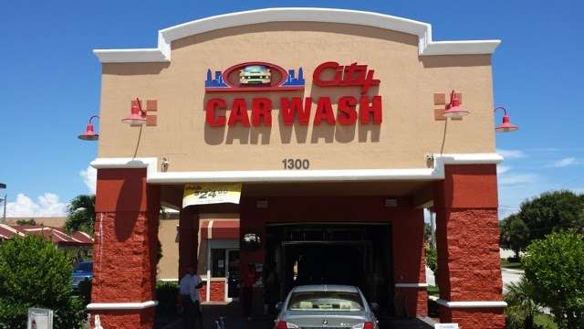 City Car Wash | 921 Palm Beach Lakes Blvd, West Palm Beach, FL 33401 | Phone: (561) 355-1000