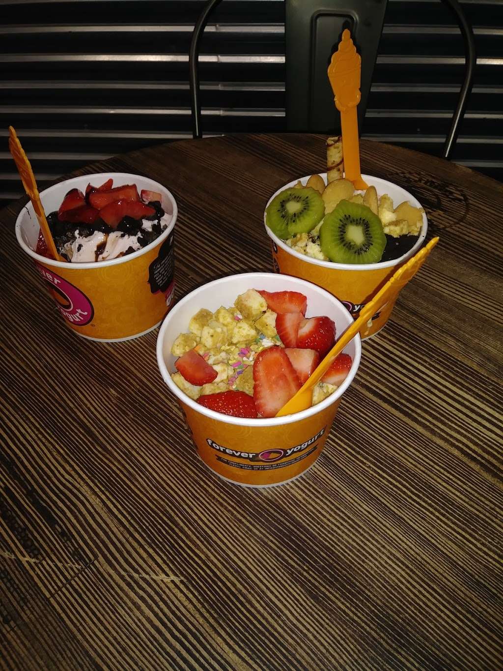 Forever Yogurt HIP | 4238 N Harlem Ave N Harlem Ave, Norridge, IL 60706, USA | Phone: (708) 716-5934