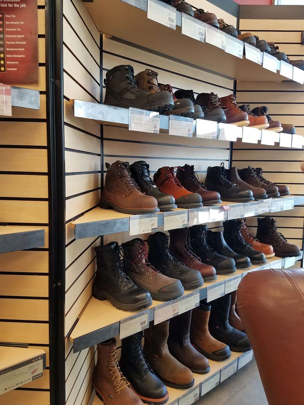 Red Wing | 18533 Hawthorne Blvd, Redondo Beach, CA 90278, USA | Phone: (310) 371-5068