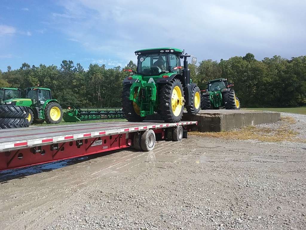 Reynolds Farm Equipment | 1501 Indianapolis Ave, Lebanon, IN 46052, USA | Phone: (765) 482-1711